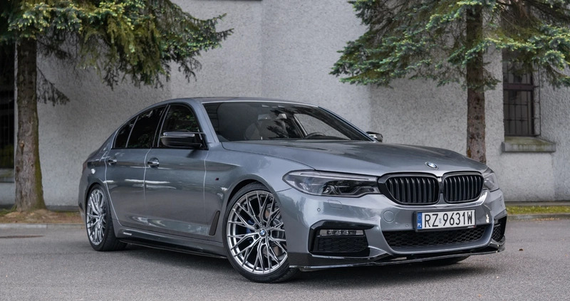 BMW Seria 5 cena 129999 przebieg: 197000, rok produkcji 2017 z Rzeszów małe 781